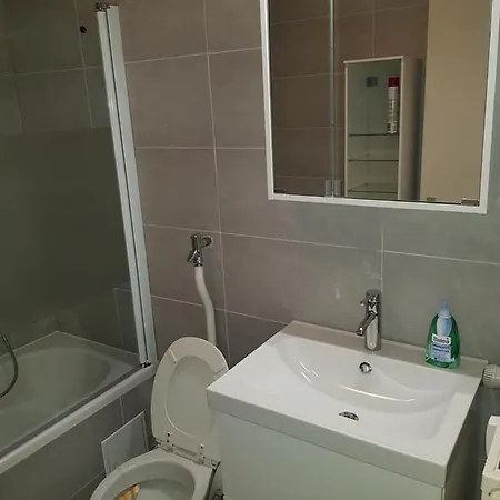 Apartment Studio Elisabeth Centre *